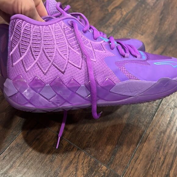 PUMA M.E.L.O Purple size 9.5 EUC no box Puma MB.01 LaMelo Ball Queen City main image 9